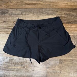 Athleta Black Lightweight Run Shorts Size 2 Athletic Performance Drawstring